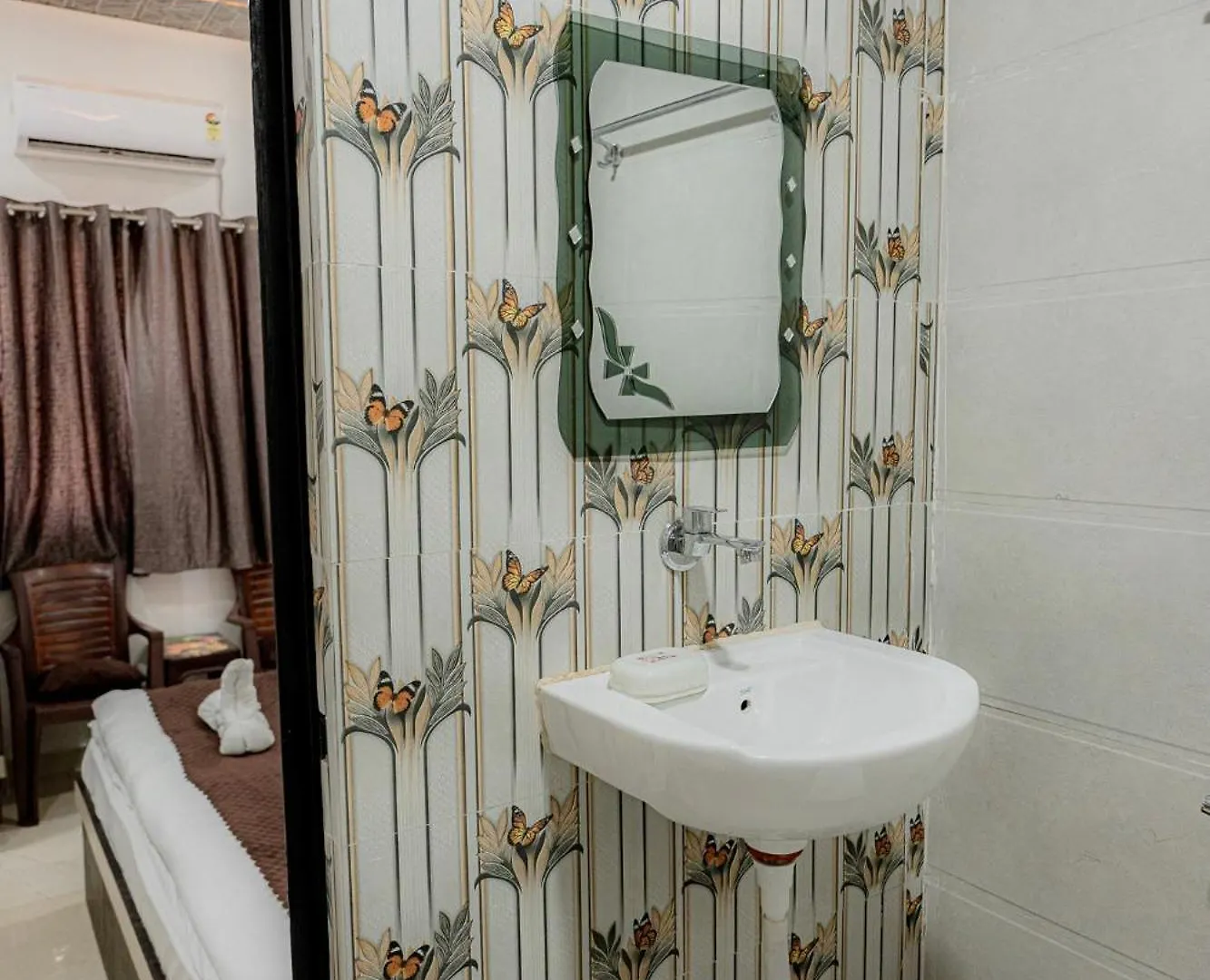 Hotel Kashi In Варанаси 3*,  Индия